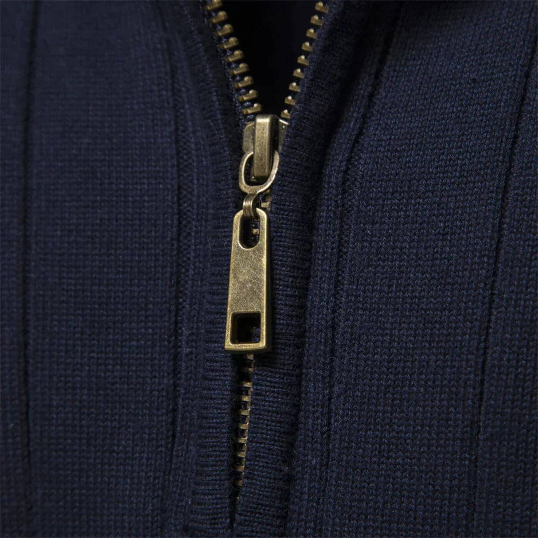 Lukas™ | Everyday Essential